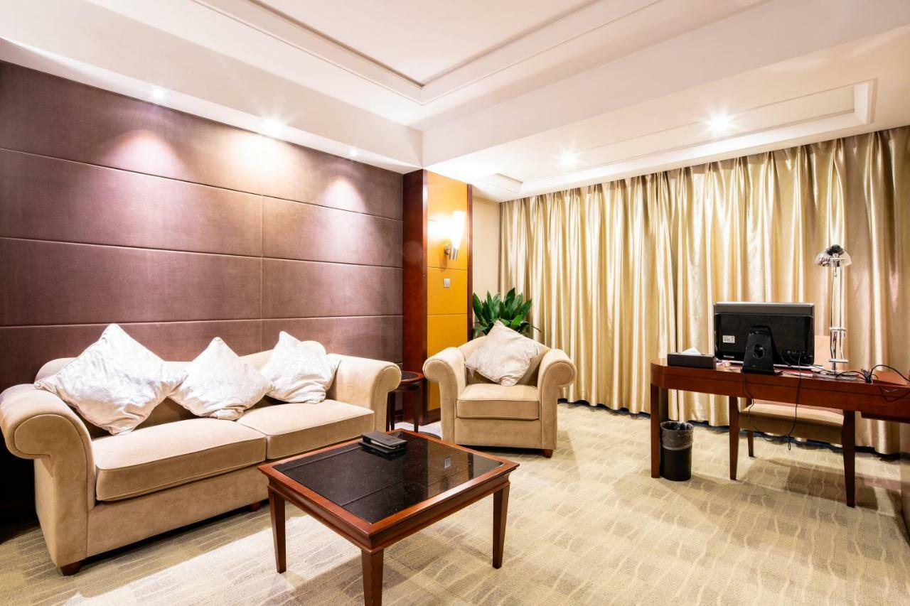 Changzhou Grand Hotel Екстер'єр фото